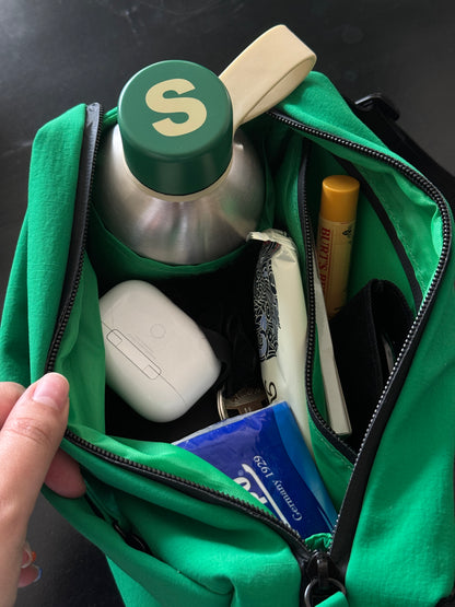 Slingbag 輕便防潑水斜跨包-綠色