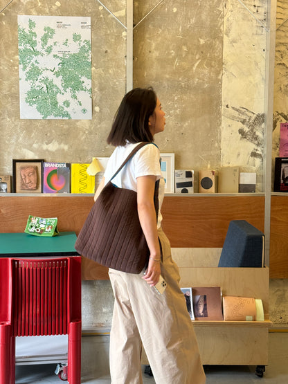 Tokyo Tote 輕便單肩斜跨兩用電腦包