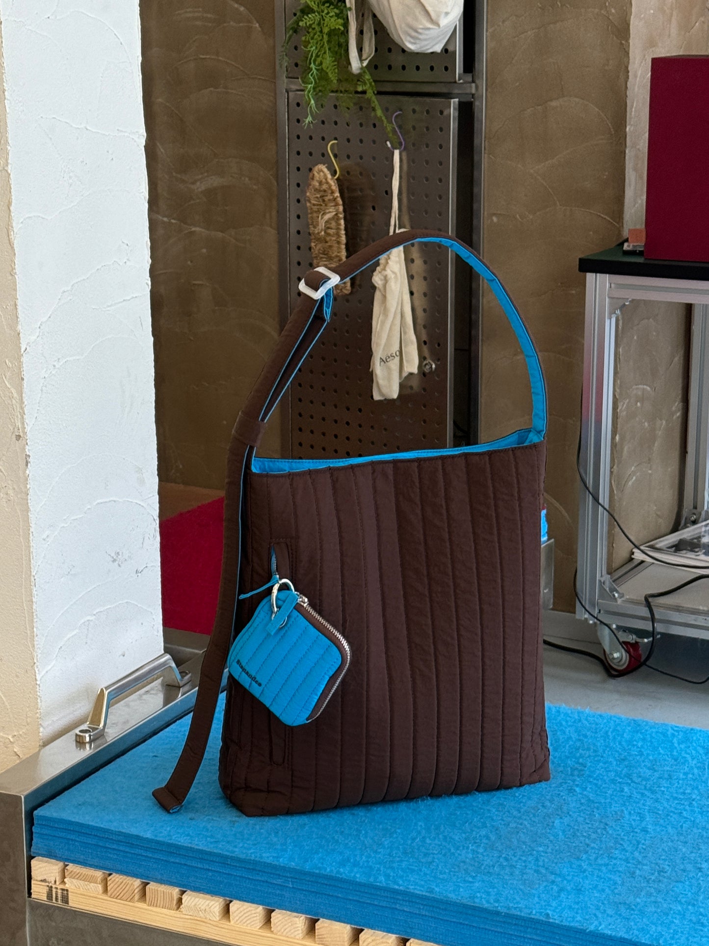 Tokyo Tote 輕便單肩斜跨兩用電腦包