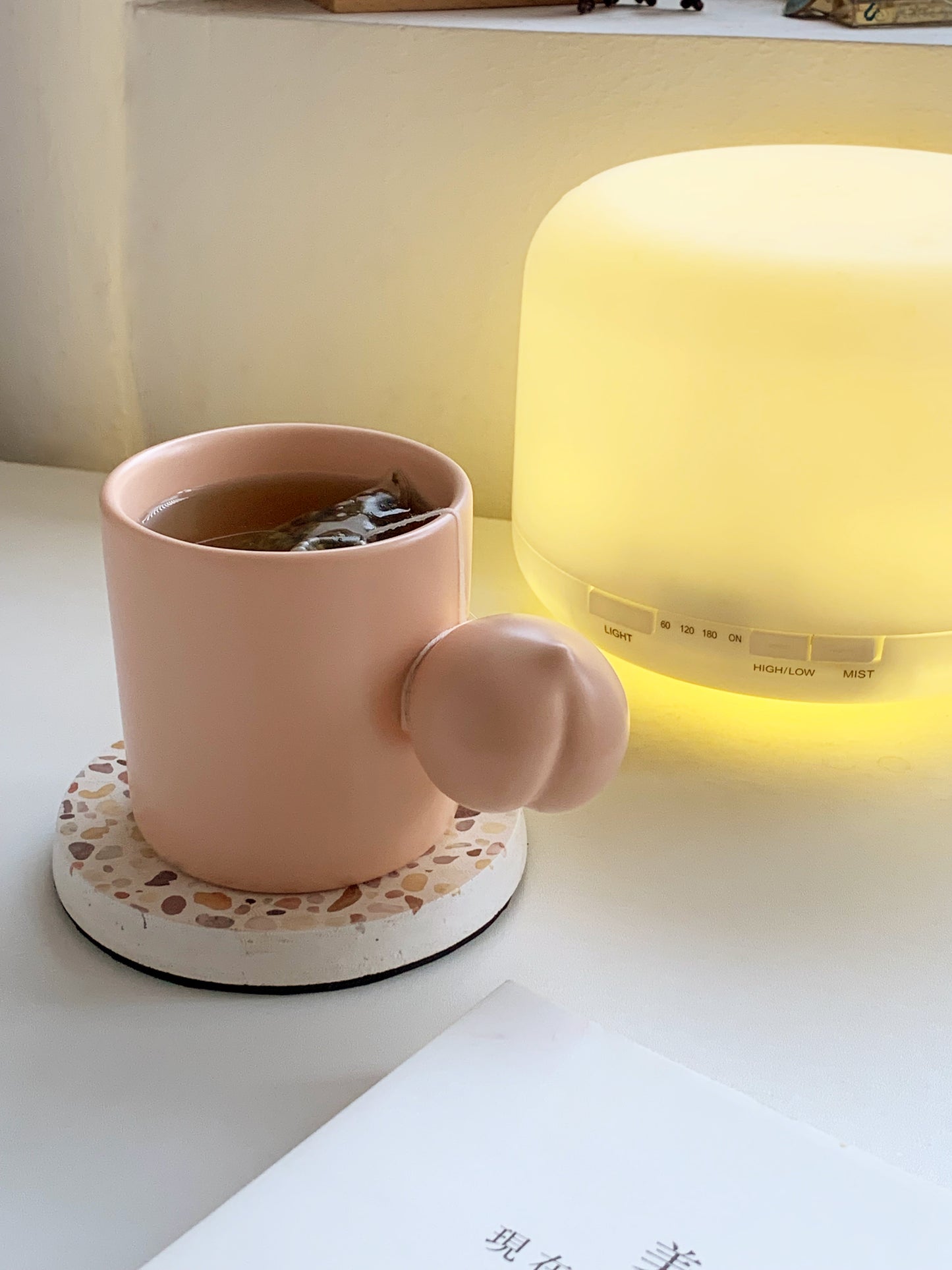 Fruit Friends 蜜桃手柄陶瓷馬克杯-250ml｜8oz